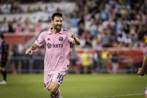 Messi cao m bao nhiêu? Giải mã chiều cao làm nên huyền thoại